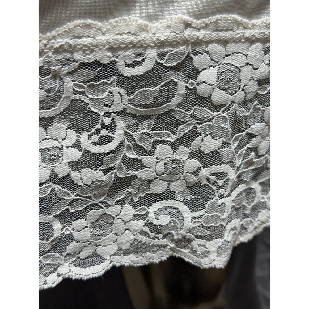Vintage Ivory Nylon Half Slip Lace Trim Side Slit Elastic Waist Size Medium - Picture 11 of 13